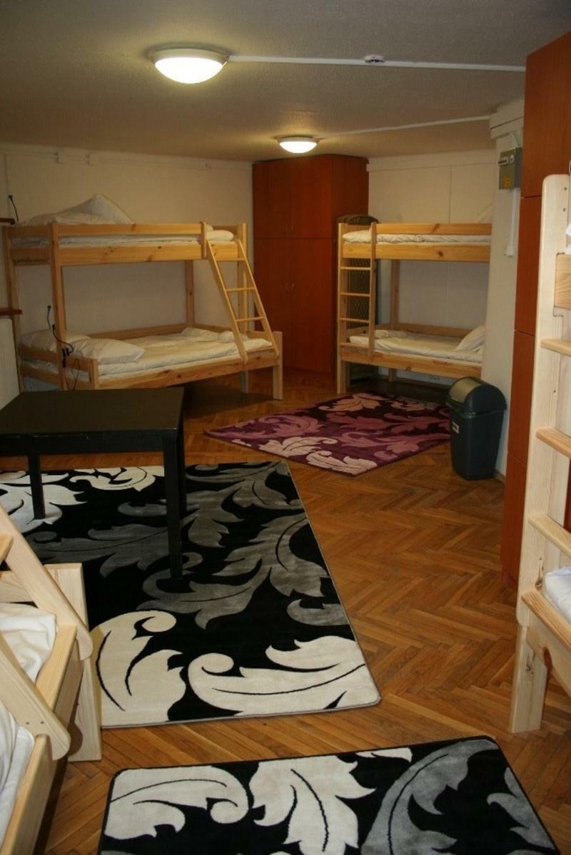 Walking Bed Budapest Hostel Exterior photo